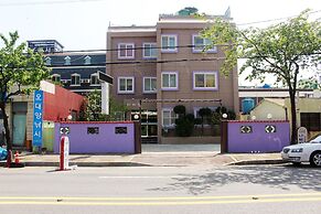 Nabijam Motel