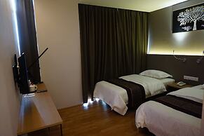 Super 8 Hotel @ Bayan Baru