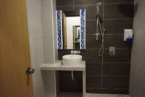 Super 8 Hotel @ Bayan Baru