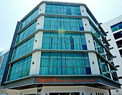 Super 8 Hotel @ Bayan Baru