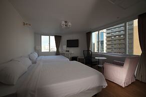 Hillside Hotel