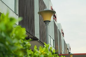 The Centro Hotel & Residence by Orchardz