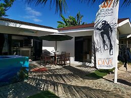 Kawayan Holiday Resort