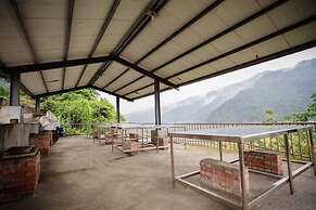 Yingshih Resort