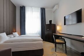 Devin Art Hotel