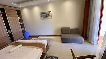 Lux Suites shanzu Seafront Apartments