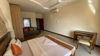 Lux Suites shanzu Seafront Apartments