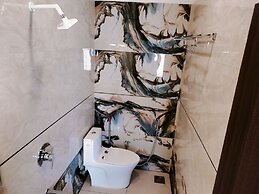 HOTEL OM
