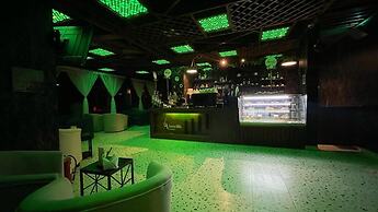 Green Hills Hotel