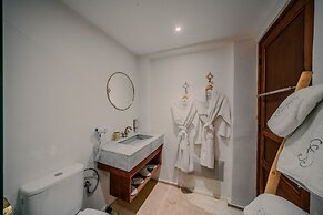 Riad NS