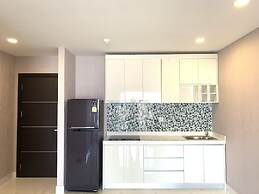 APARTMENT 1BR FREE POOL GYM STEAM&SAUNA