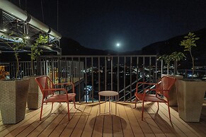 Hotel California Urubamba