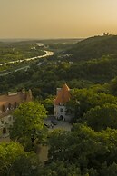 Zinar Castle