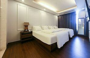 Time Square Hotel