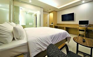 Time Square Hotel