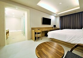 Time Square Hotel