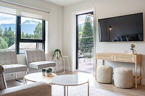 Western Star by Revelstoke Vacations