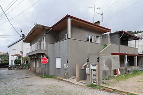 Casas da Petisqueira 61 - Paredes-Oporto
