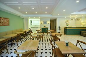 Avenue 30 Hotel