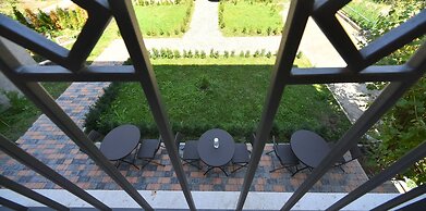 Avenue 30 Hotel