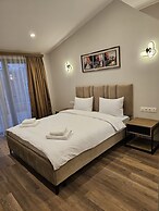 Avenue 30 Hotel
