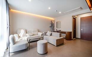 Hound Hotel Gijang-osiria