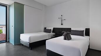 REZ Hotel Semarang