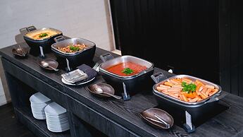 REZ Hotel Semarang