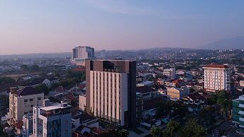 REZ Hotel Semarang