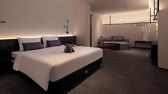 REZ Hotel Semarang