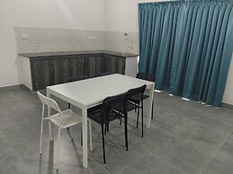 Hotel Auro Maison