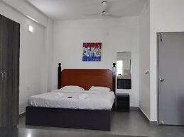 Hotel Auro Maison