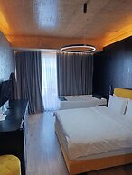 Toka Hotel Restaurant