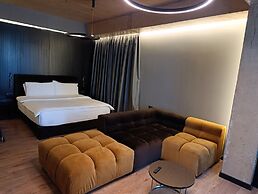 Toka Hotel Restaurant