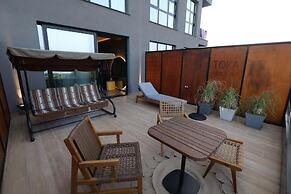 Toka Hotel Restaurant
