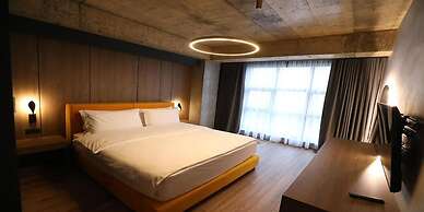 Toka Hotel Restaurant