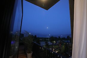 Toka Hotel Restaurant