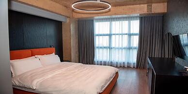 Toka Hotel Restaurant