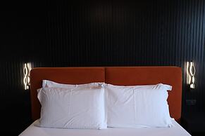 Toka Hotel Restaurant