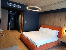 Toka Hotel Restaurant