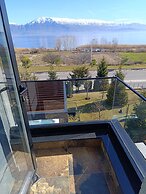 Toka Hotel Restaurant