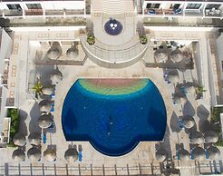 Oceanfront white sand beach condo
