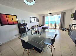 Oceanfront white sand beach condo