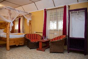 Masai Mara Explore Camp