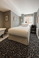 No. 30 Knightsbridge