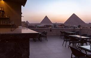 Hassan Pyramids Hotel