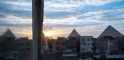Hassan Pyramids Hotel