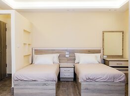 Hassan Pyramids Hotel