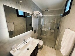 DBD Hotels Bayrakli