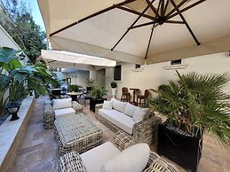 DBD Hotels Bayrakli